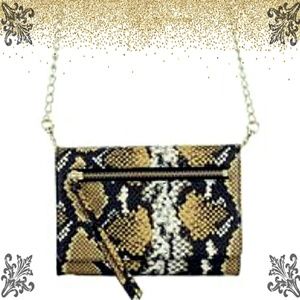 NEW TRENDING Elaine Turner Python Embossed Clutch